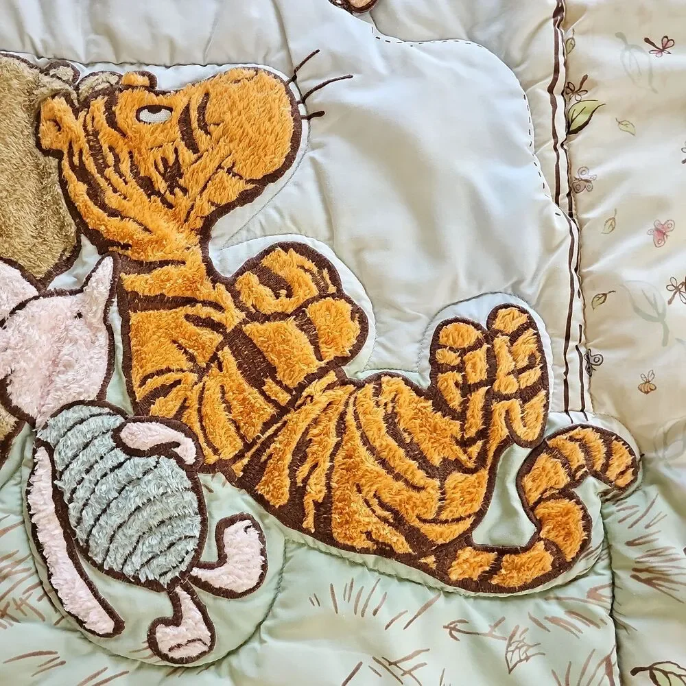 Disney Classic Pooh Crib Comforter Baby Blanket Nursery Wall Decor Piglet Tigger